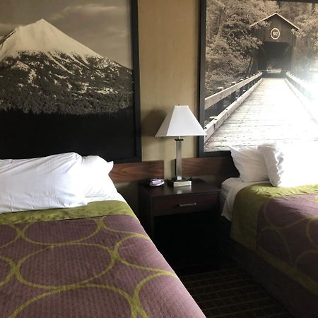 Super 8 By Wyndham Corvallis Ngoại thất bức ảnh